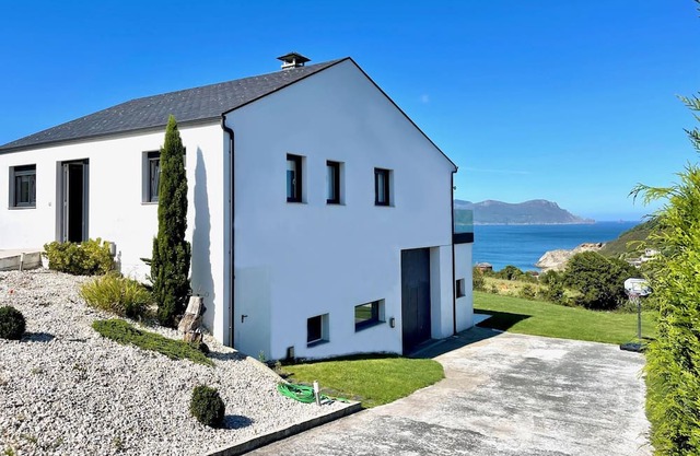 The Cliffs - Celtigos Blue Marine