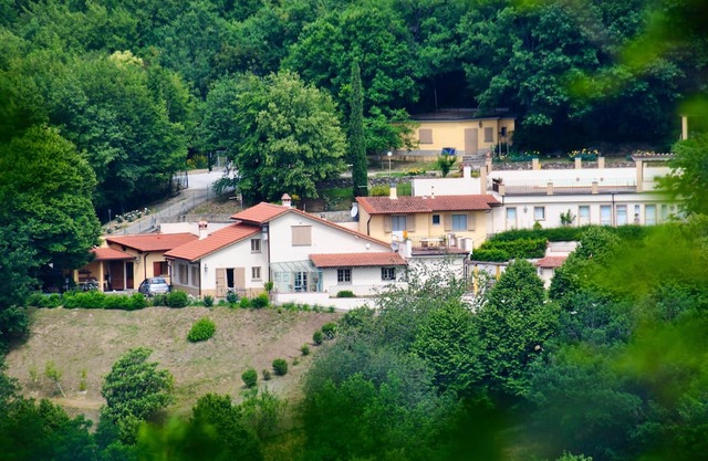Homerez - Beautiful house for 2 ppl. with shared pool at Gattaia
