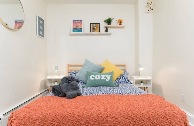 Super location ★ 2 BR Apartment ★ Walk walk walk ★