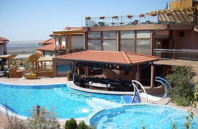 3 Bed, 3 Bath Villa at Bay View Villas