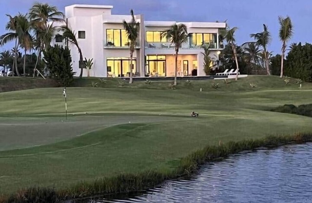 Bahia Beach Mansion- Casa Prestige