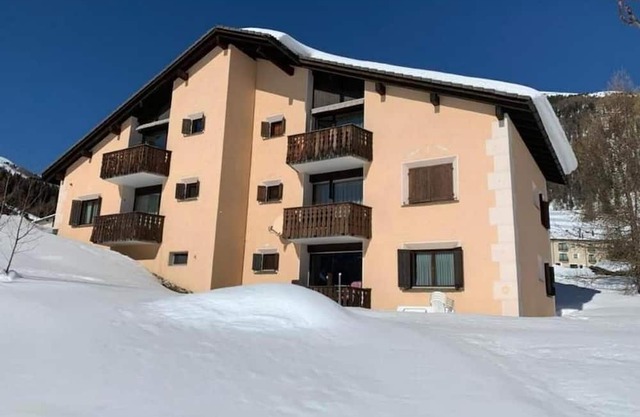 Holiday apartment La Punt-Chamues-ch for 1 - 6 persons with 2 bedrooms - Holiday apartment