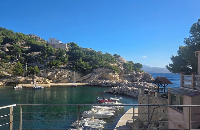 Renovated waterfront haven of peace