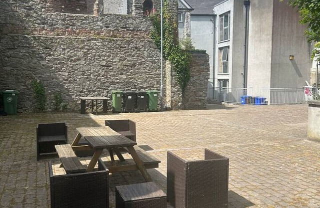 The Courtyard Retreat