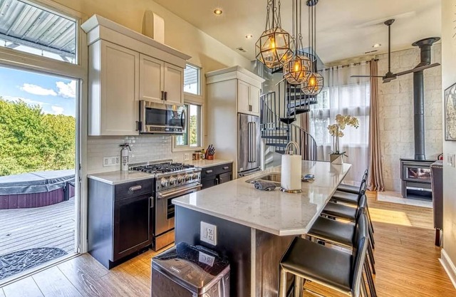 Incredible Waterfront Villa with Stunning Sights in Gary, Indiana