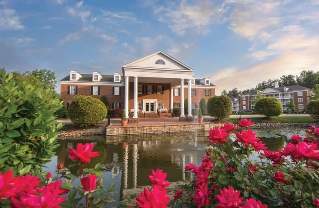 Your Historic Escape Awaits at Holiday Inn Club Vacations Williamsburg- 2 Bd.