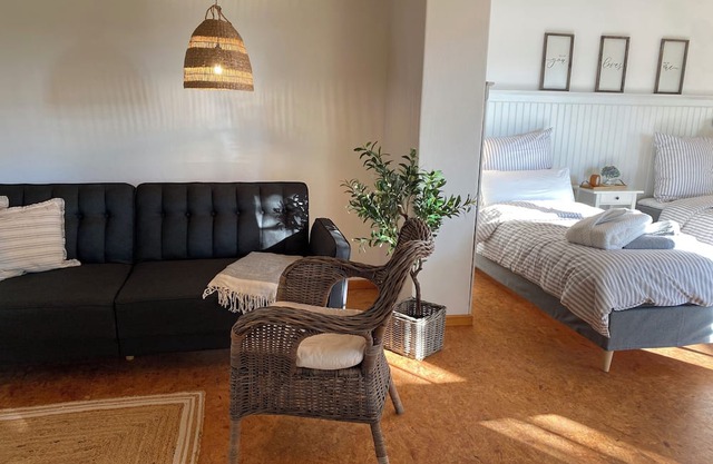 Whirlpool, terrace & country house style - dream vacation apartment on the Alb