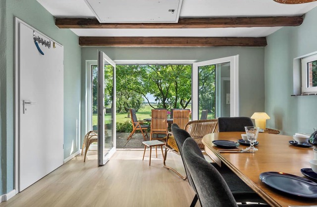 Villa Wilma - Modern vacation home in a quiet location for 6 people