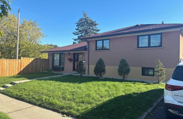 Modern home with 3BR near Scarborough Golf Club