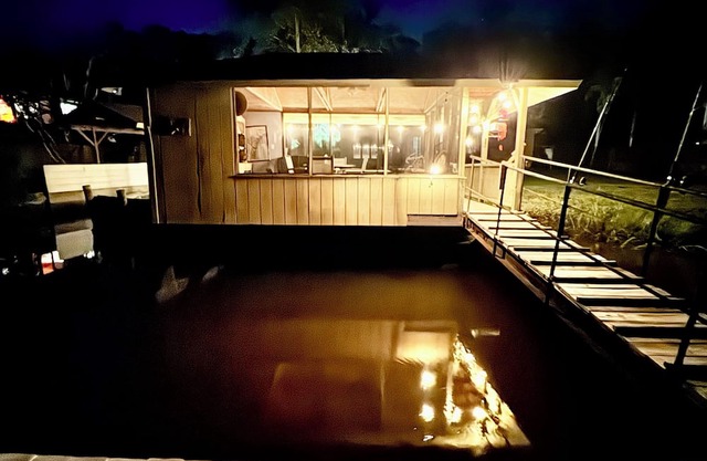 Waterfront Retreat with Dock & Kayaks – The Low Tide Lounge, Midway GA