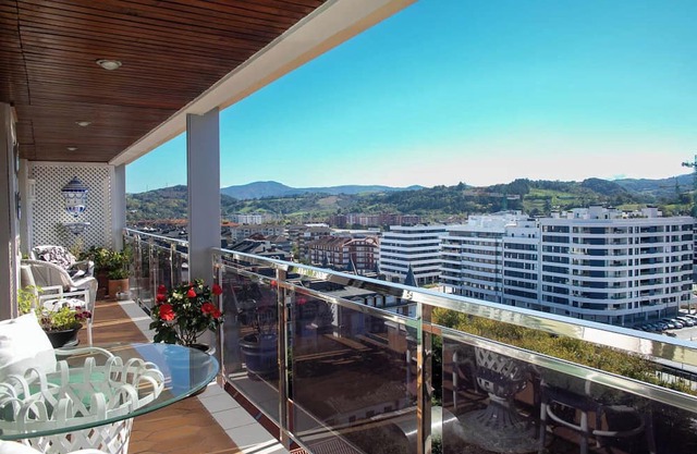 Centrally located house in Zarautz