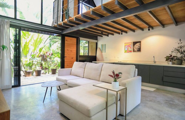 Modern loft in Mal País with A/C, close to Santa Teresa with shared pool