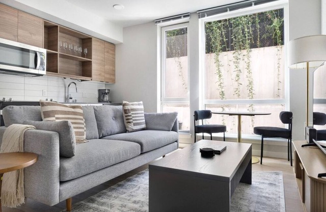 Blueground | West Queen Anne, view, nr Kerry Park