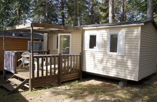 Cozy mobile home with terrace - 4 people