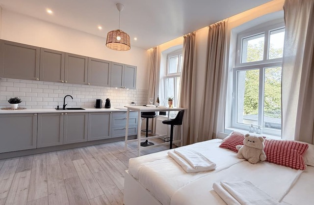 Stylish Studio on a Historic & Trendy Street