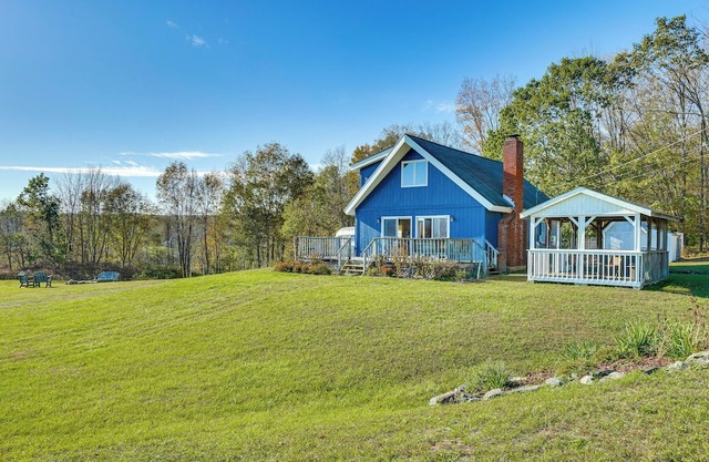 Relaxation Meets Upstate Adventure at Salem Home!