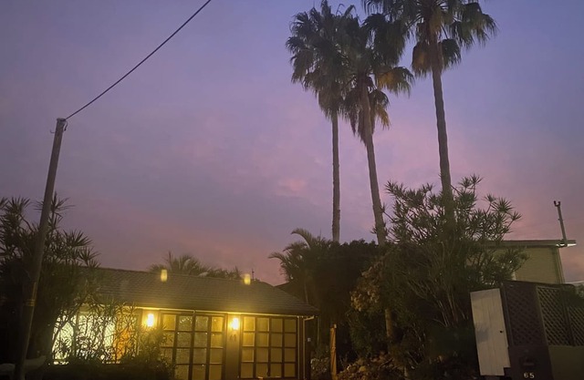 Spacious studio in Wollongong Medical District; 15 minute walk to train station