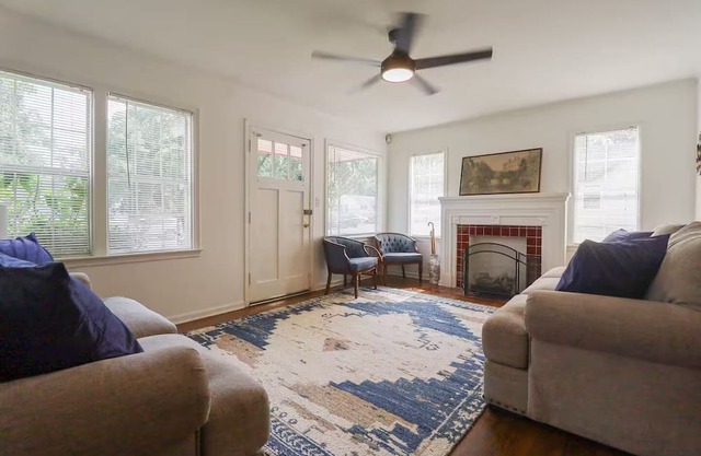 Chic house: TU/Expo/Cherry street/Downtown