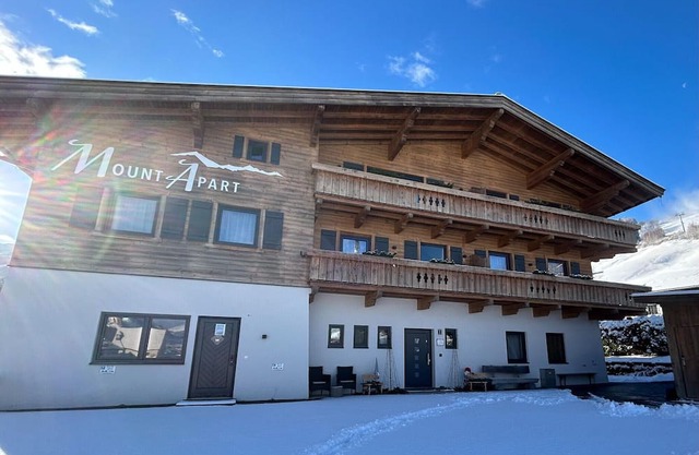 Mount-apartment directly on ski-slopes