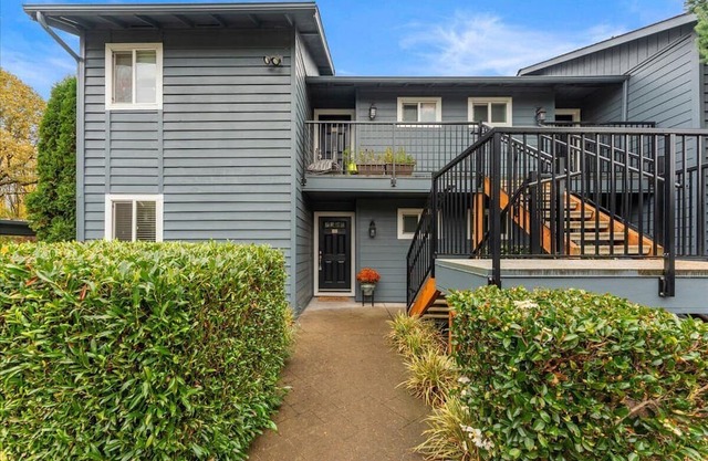 Ground Level Condo by Sunset High School