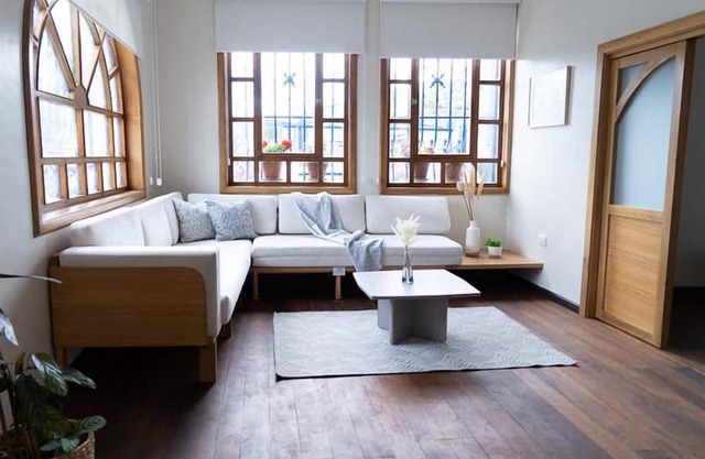 Cozy suite in excellent location