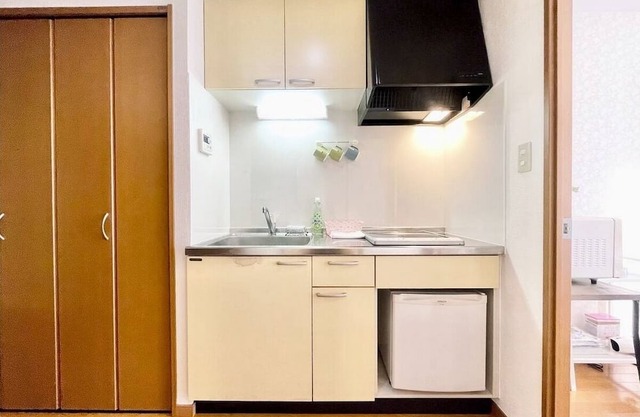 Takadanobaba 305, centrally located in Shinjuku-ku.