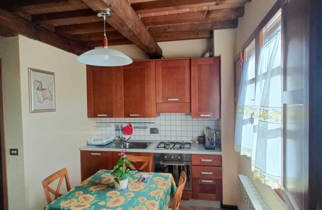 Dreamy Tuscan Escape Apt Il Borghetto with Pool Near San Gimignano