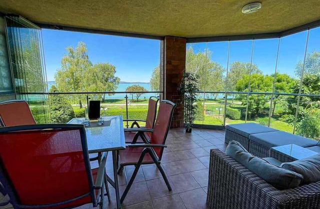 Holiday apartment directly on the beach, with air conditioning