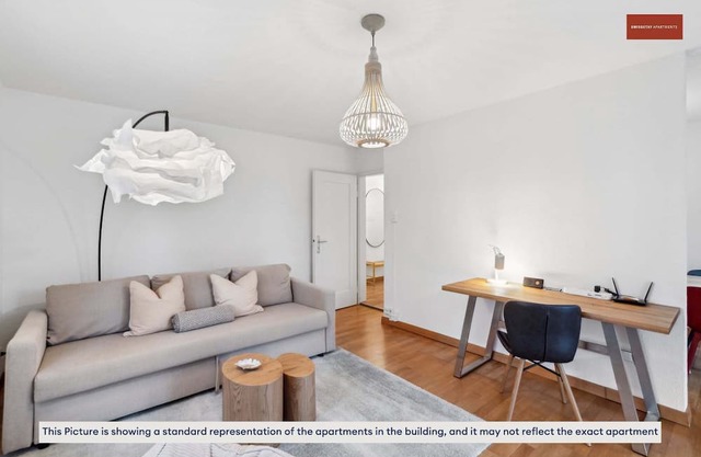 Simple & Convenient 2BR in Zürich City