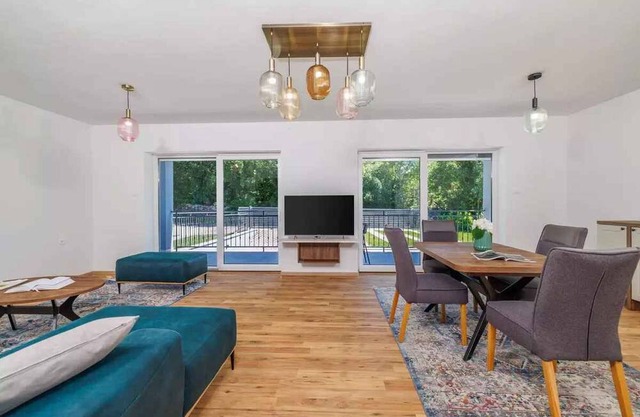 Holiday home with pool and air conditioning