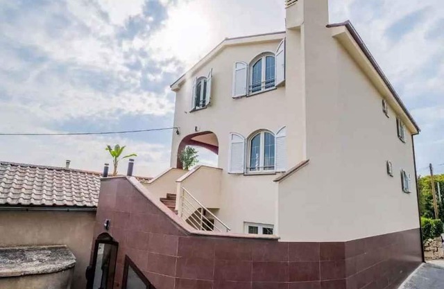 Holiday apartment with air conditioning