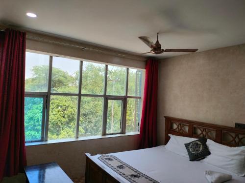 Shamim Residency @ Nizamuddin Dargah Markaz